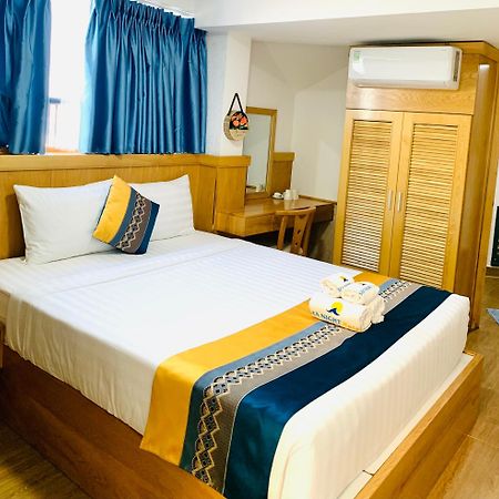 Sea Night Hotel Phan Thiết Extérieur photo