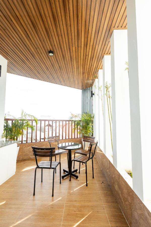 Sea Night Hotel Phan Thiết Extérieur photo