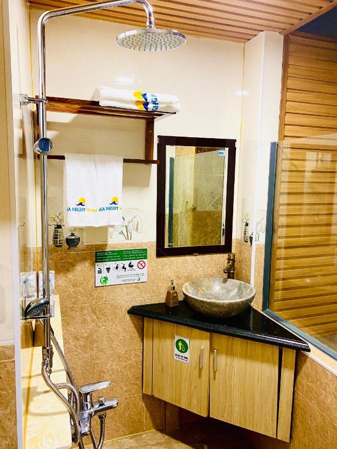 Sea Night Hotel Phan Thiết Extérieur photo