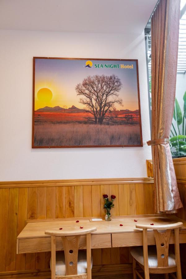 Sea Night Hotel Phan Thiết Extérieur photo